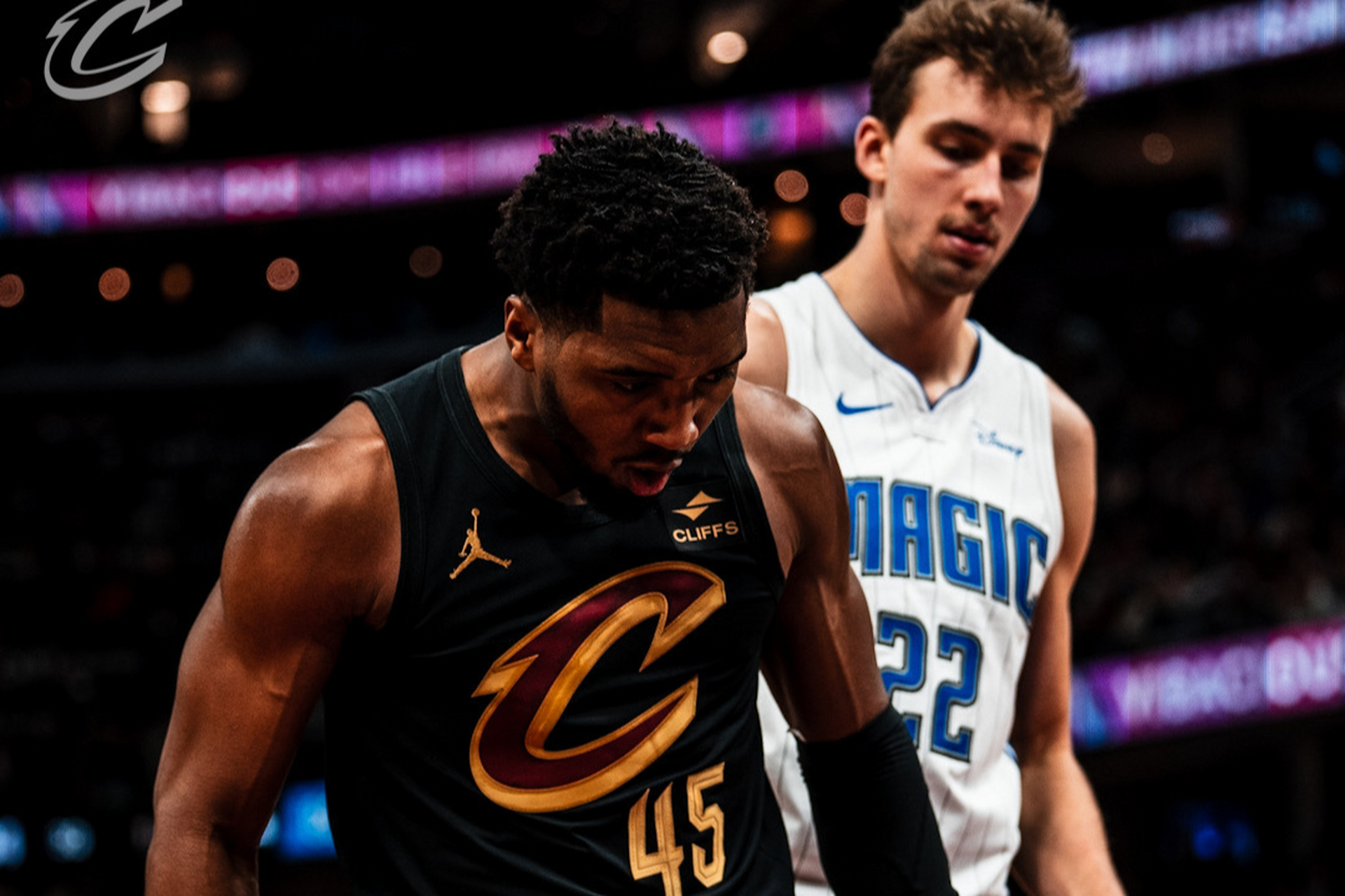 埃因霍温主帅复盘备战NBA常规赛浓眉哥在皇家马德里比赛中险胜，加时末段奥兰多魔术备战NBA季后赛直接炸裂的简单介绍